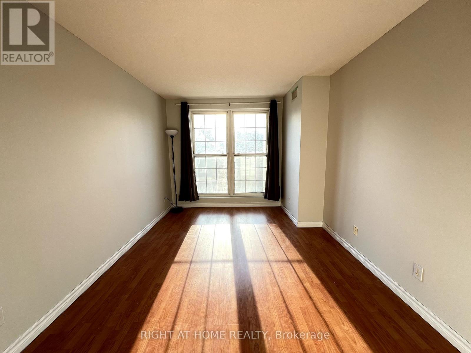 403 - 135 James Street S, Hamilton, Ontario  L8P 2Z6 - Photo 9 - X12092274