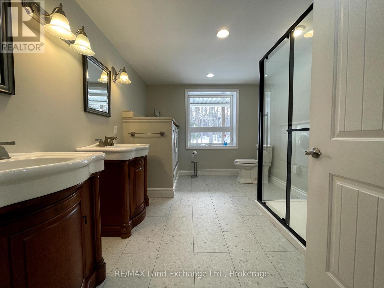 3 Green Brae Crescent, Huron-Kinloss, Ontario  N2Z 0B3 - Photo 28 - X12027991