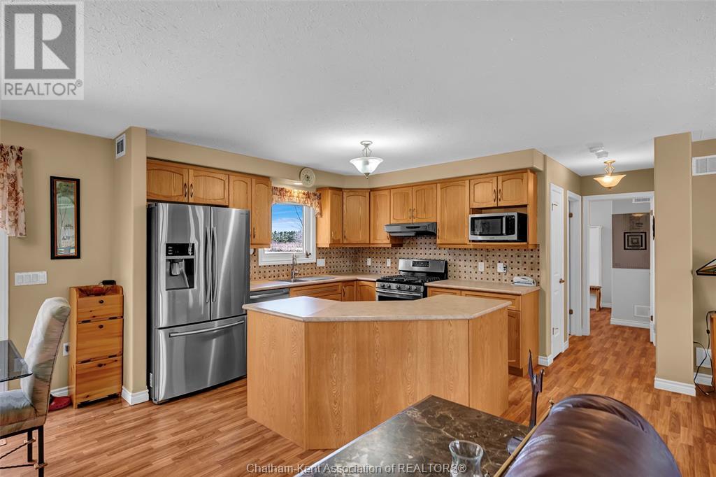 7863 Talbot Trail, Charing Cross, Ontario  N0P 1A0 - Photo 19 - 25008761