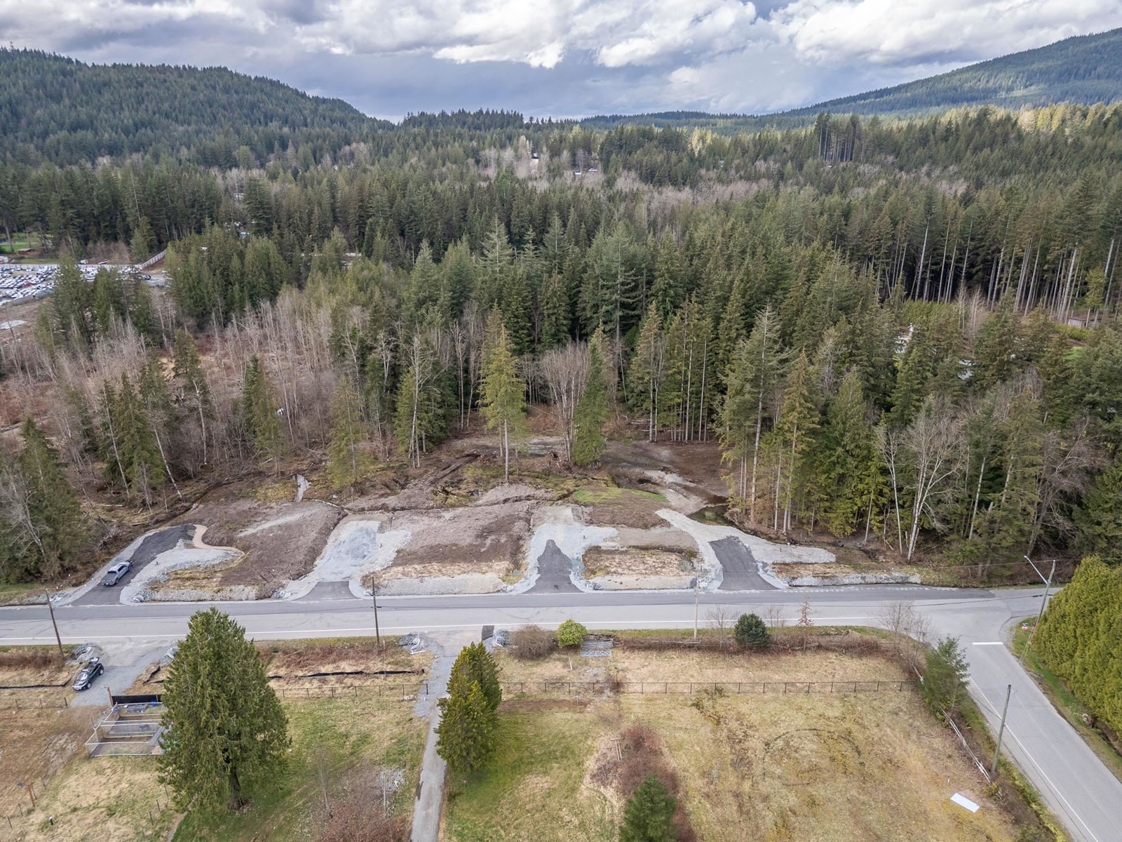 12167 Rolley Lake Street, Mission, British Columbia  V4S 1E1 - Photo 10 - R2989588