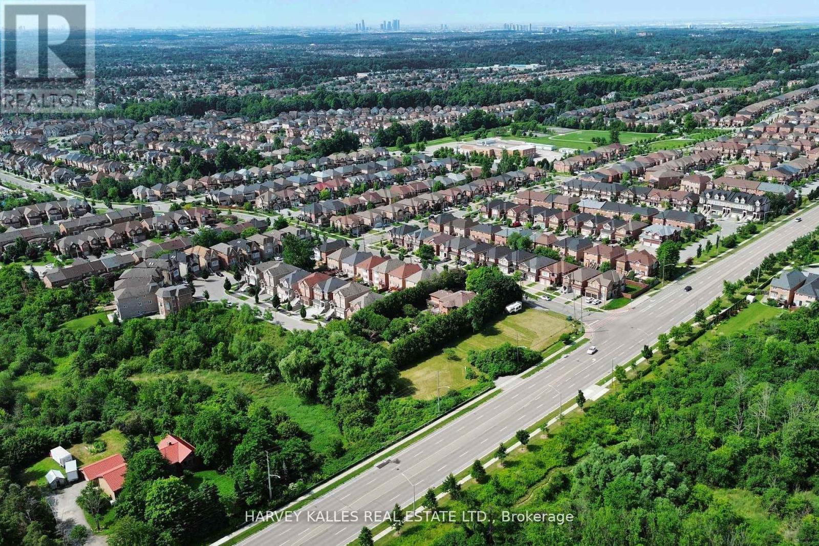 17 Rothbury Road, Richmond Hill, Ontario  L4S 1K6 - Photo 10 - N12092291