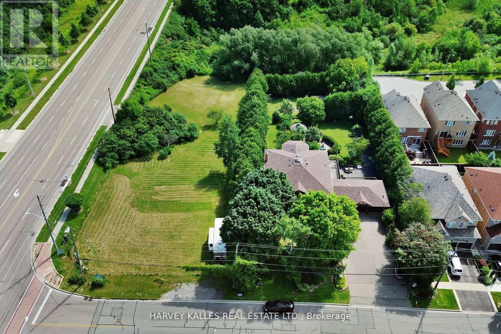 17 Rothbury Road, Richmond Hill, Ontario  L4S 1K6 - Photo 6 - N12092291