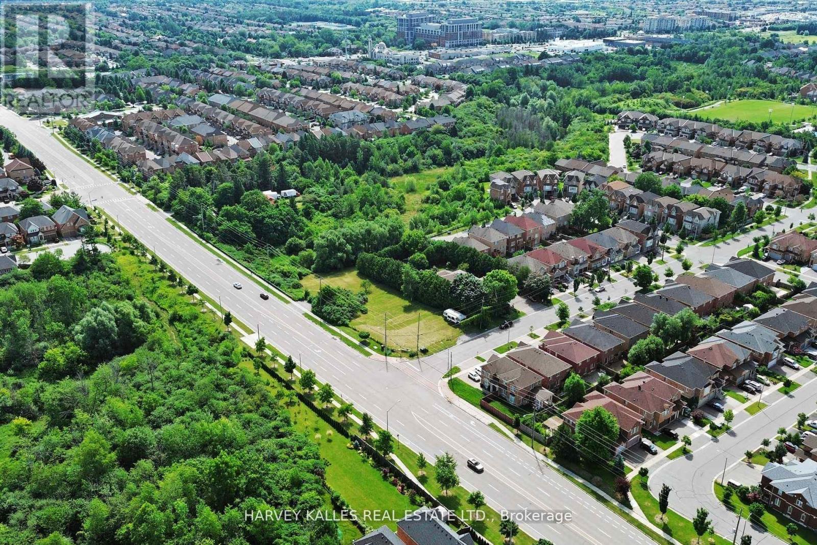 17 Rothbury Road, Richmond Hill, Ontario  L4S 1K6 - Photo 8 - N12092291