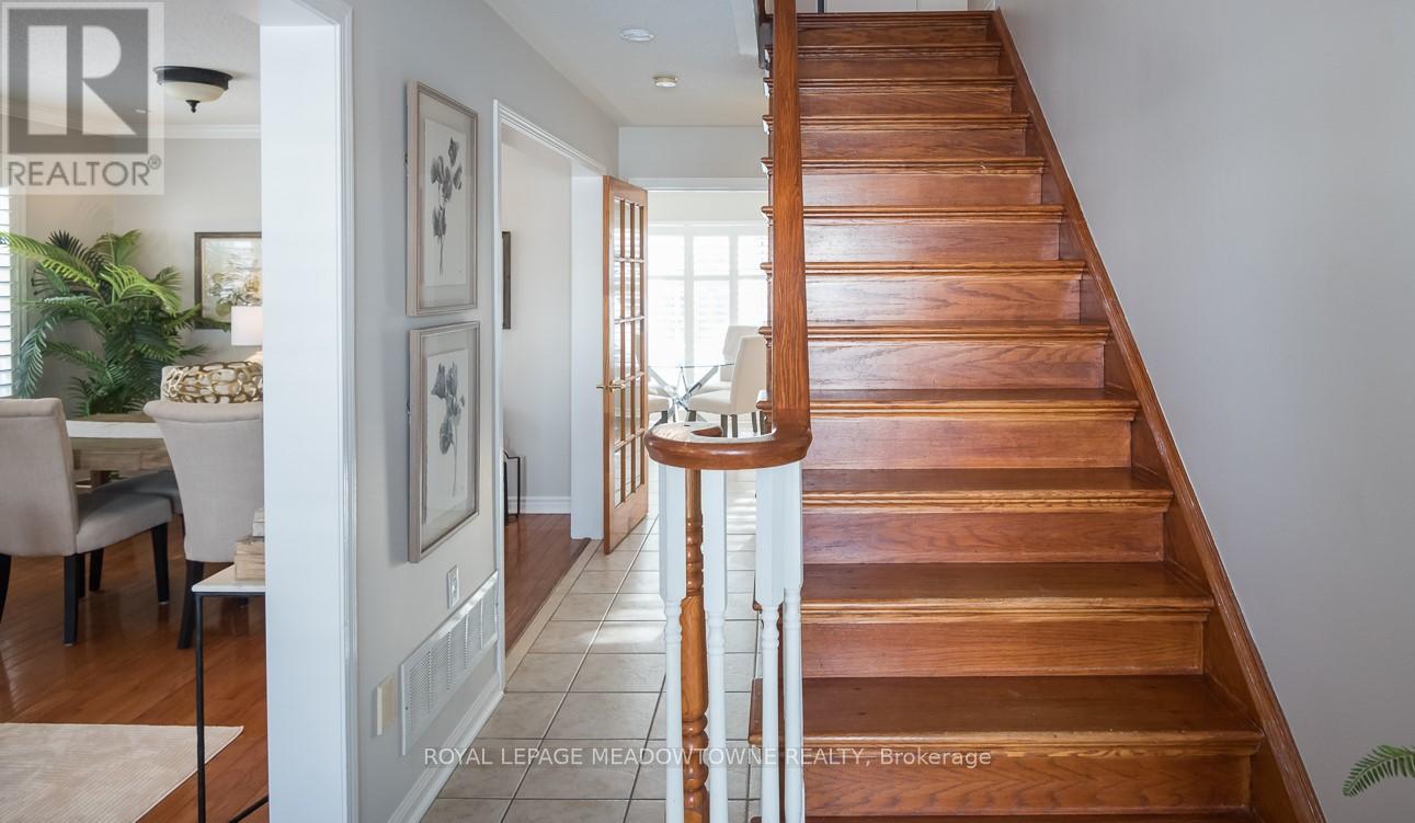 488 Trudeau Drive, Milton (Cl Clarke), Ontario  L9T 5K1 - Photo 16 - W12092290