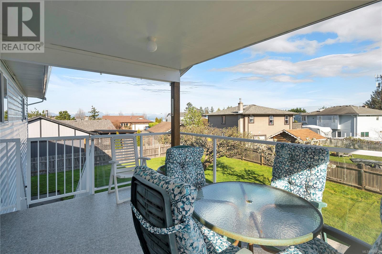 Property at 147 Reef Cres image 4