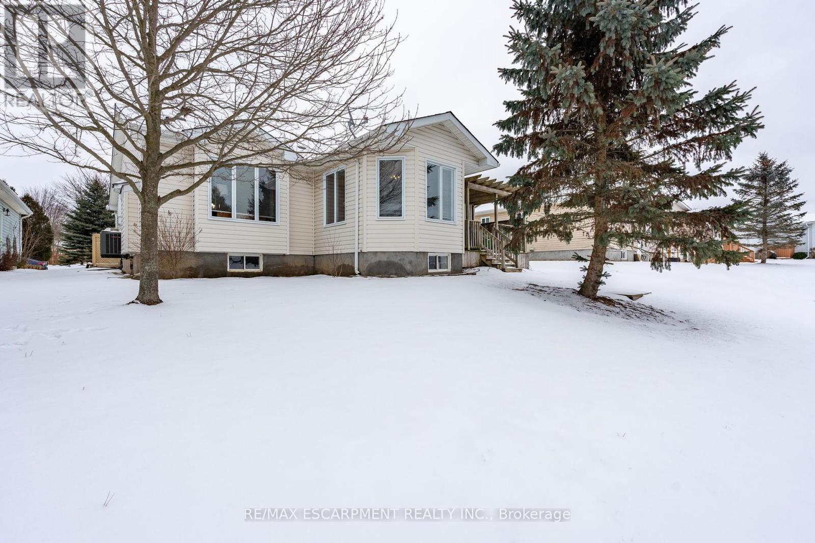 120 Glenariff Drive, Hamilton, Ontario  L8B 1A5 - Photo 37 - X12092296
