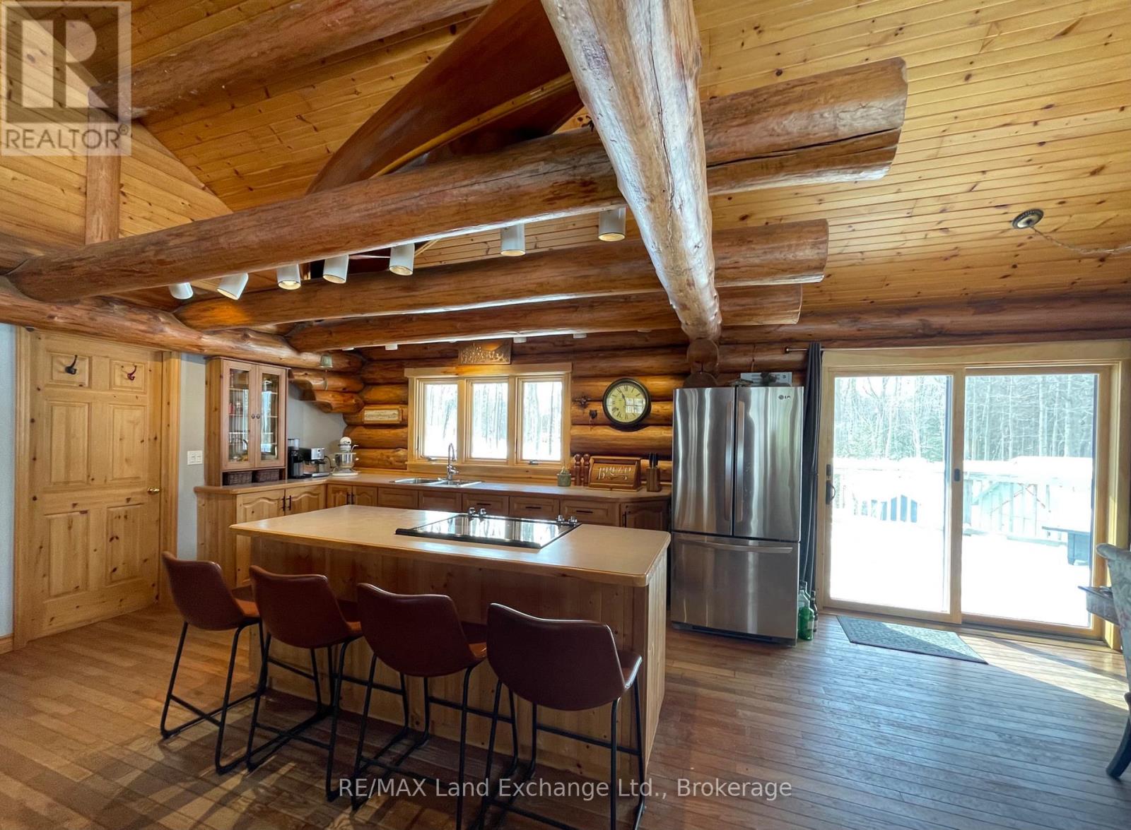 3 Green Brae Crescent, Huron-Kinloss, Ontario  N2Z 0B3 - Photo 4 - X12027991