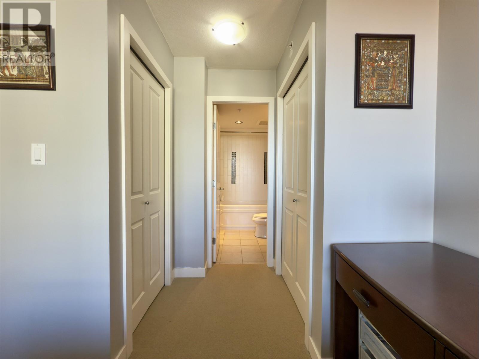 Listing Picture 21 of 31 : 1502 9188 HEMLOCK DRIVE, Richmond / 烈治文 - 魯藝地產 Yvonne Lu Group - MLS Medallion Club Member