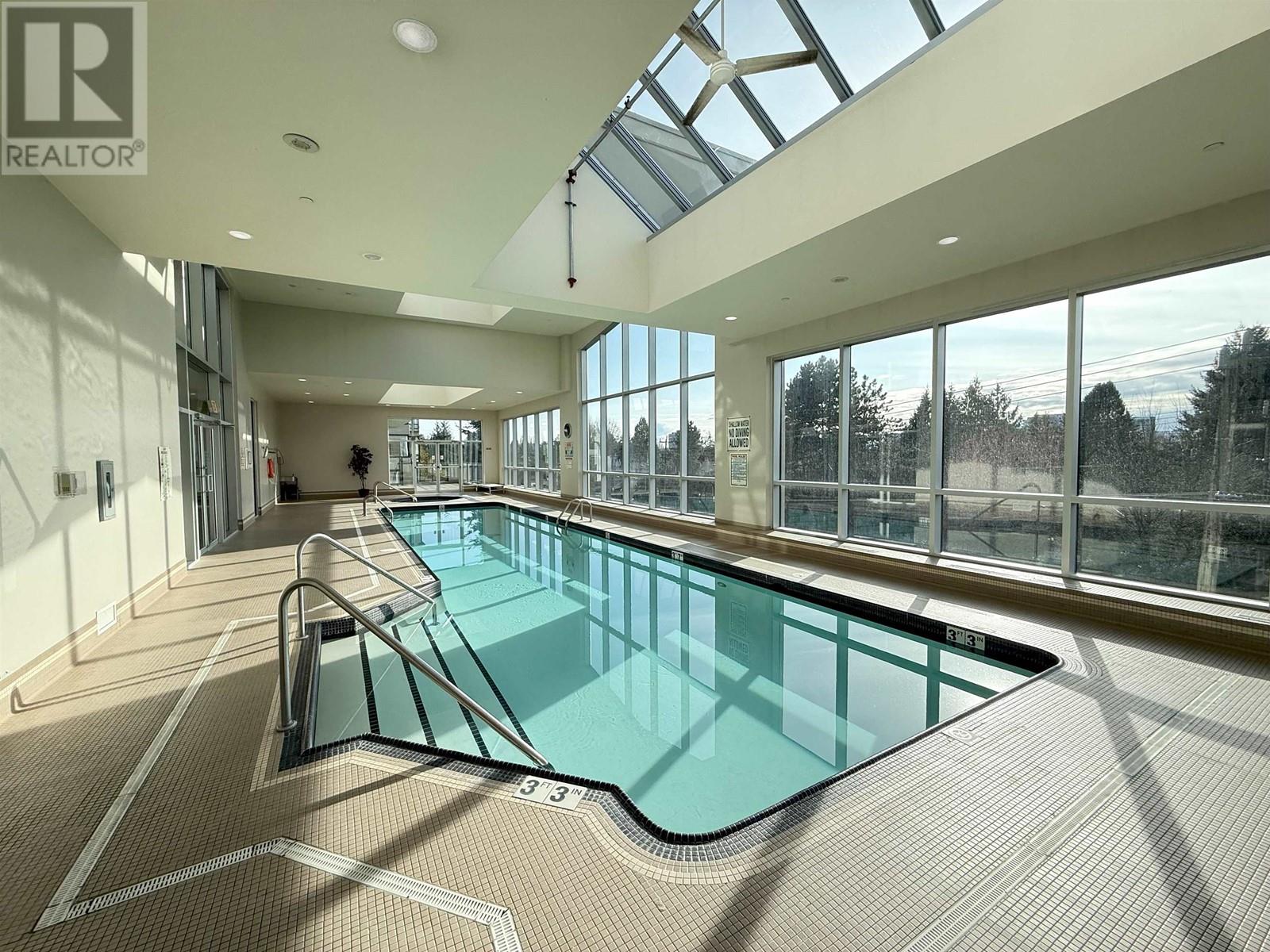 Listing Picture 31 of 31 : 1502 9188 HEMLOCK DRIVE, Richmond / 烈治文 - 魯藝地產 Yvonne Lu Group - MLS Medallion Club Member