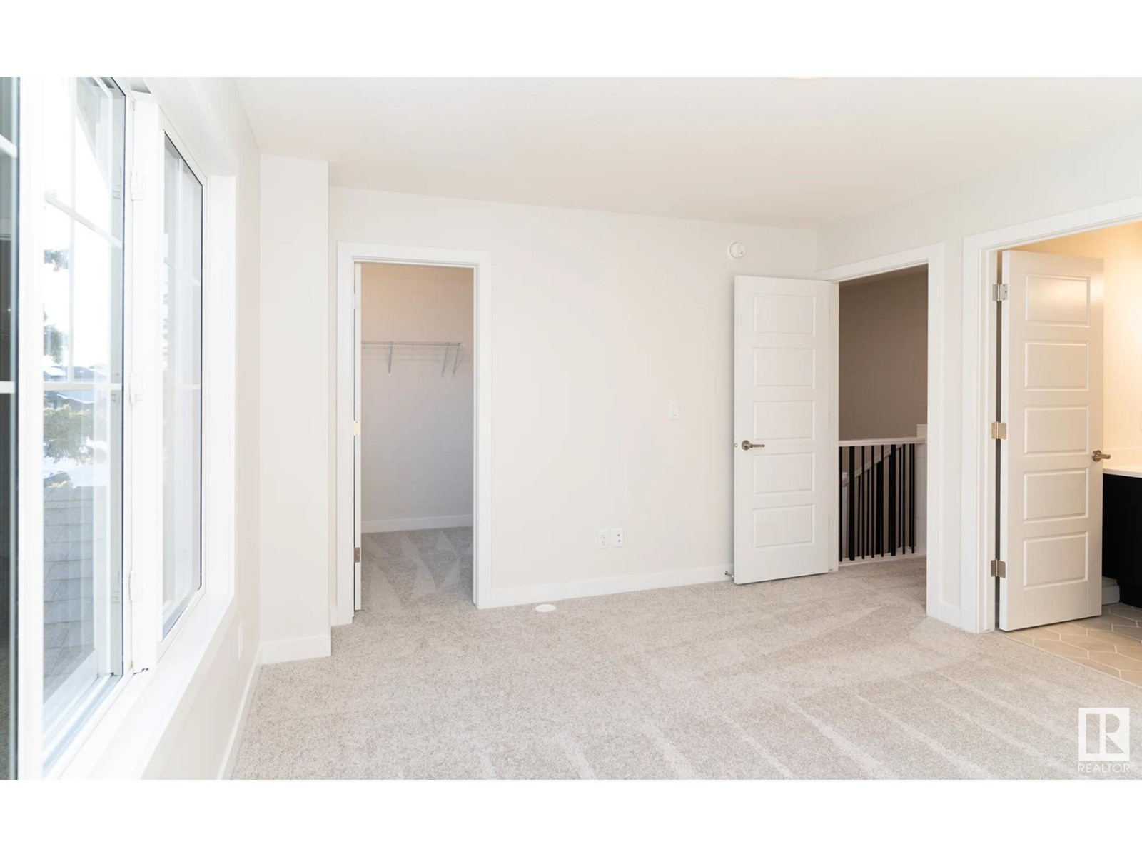 6122 Carr Rd Nw, Edmonton, Alberta  T5E 6Y4 - Photo 6 - E4427735