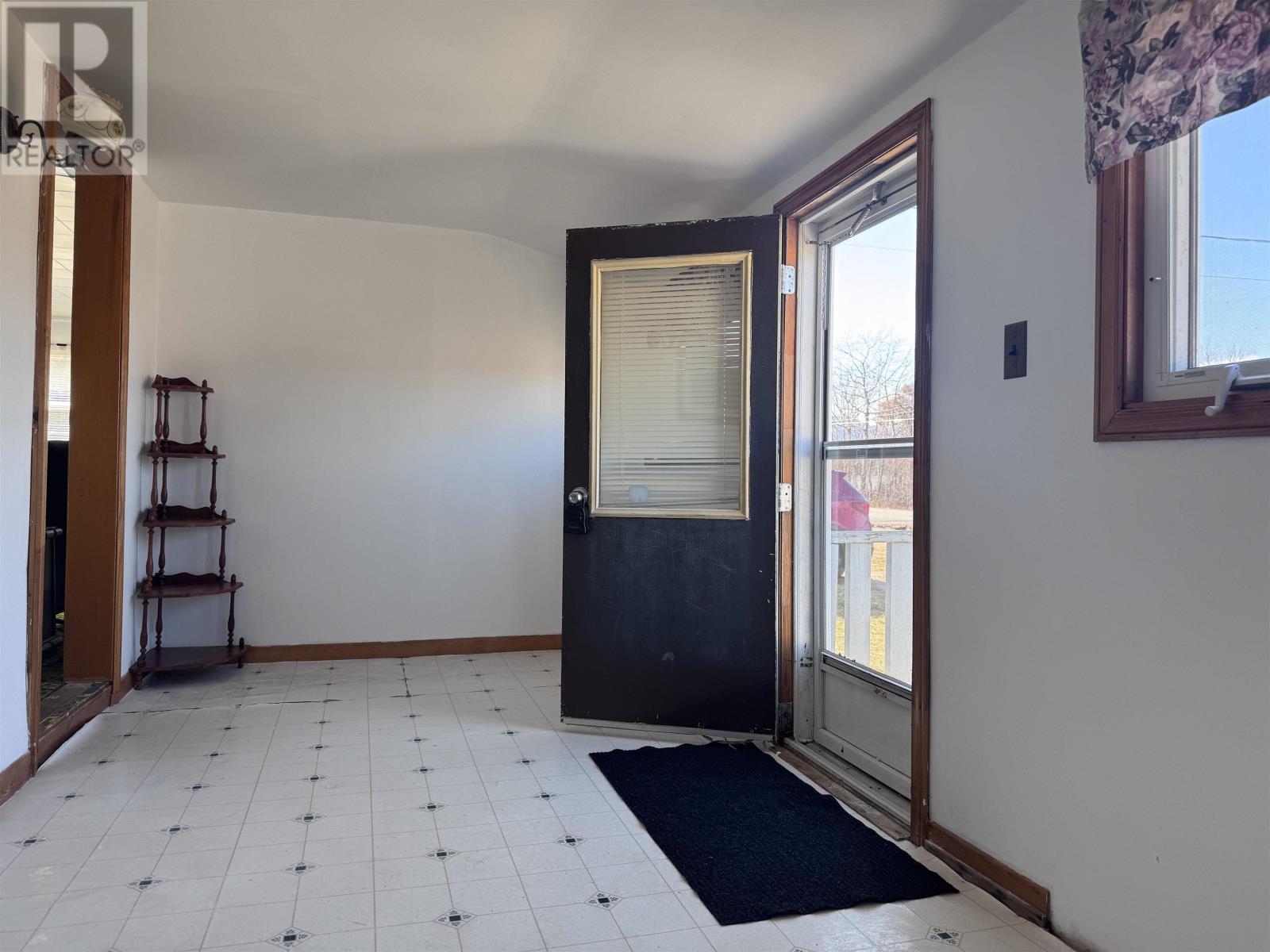 568 Dingwall Road, Dingwall, Nova Scotia  B0C 1G0 - Photo 2 - 202508326