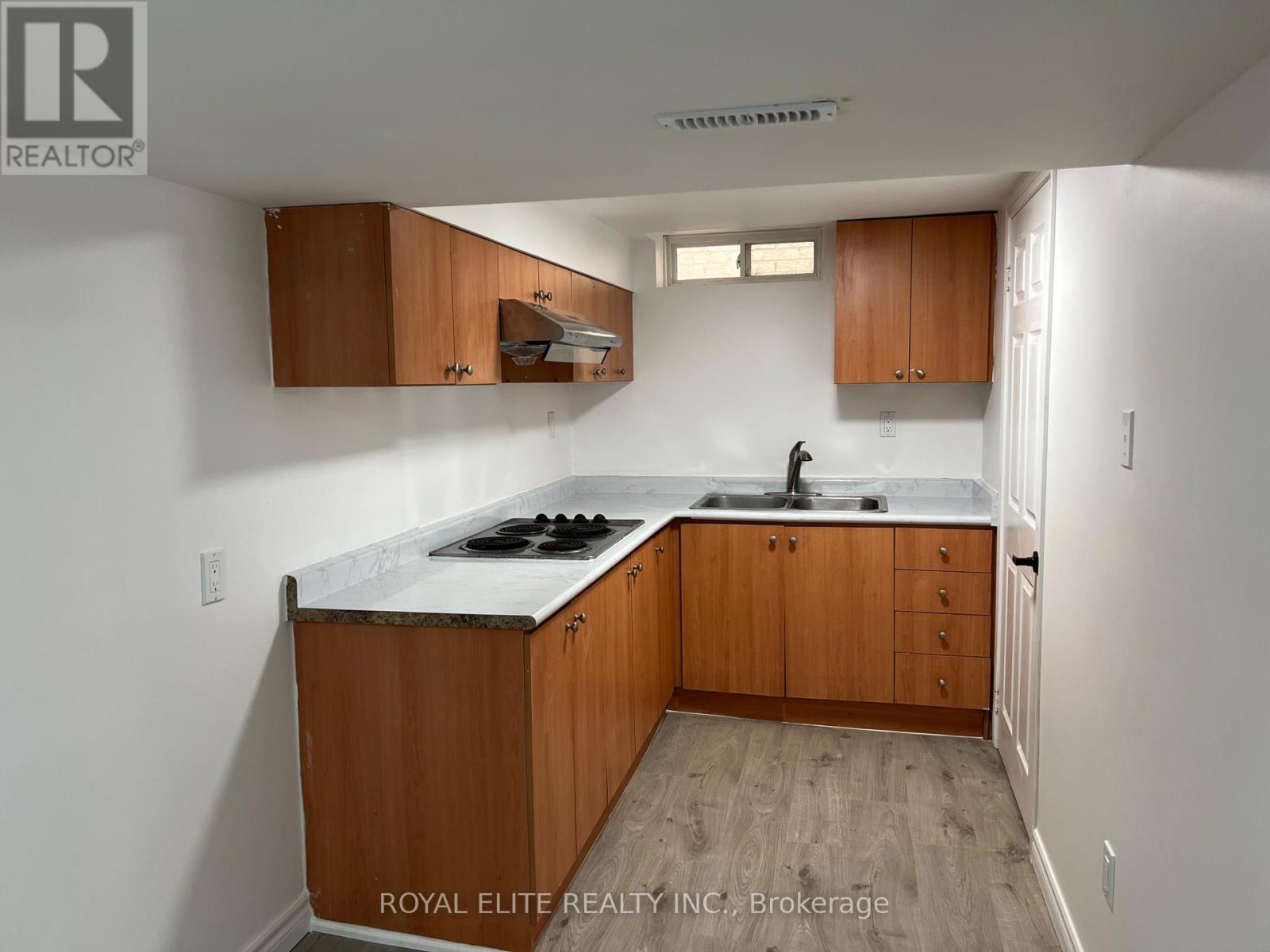 6 Belinda Square, Toronto (Steeles), Ontario  M1W 3M2 - Photo 17 - E12089672