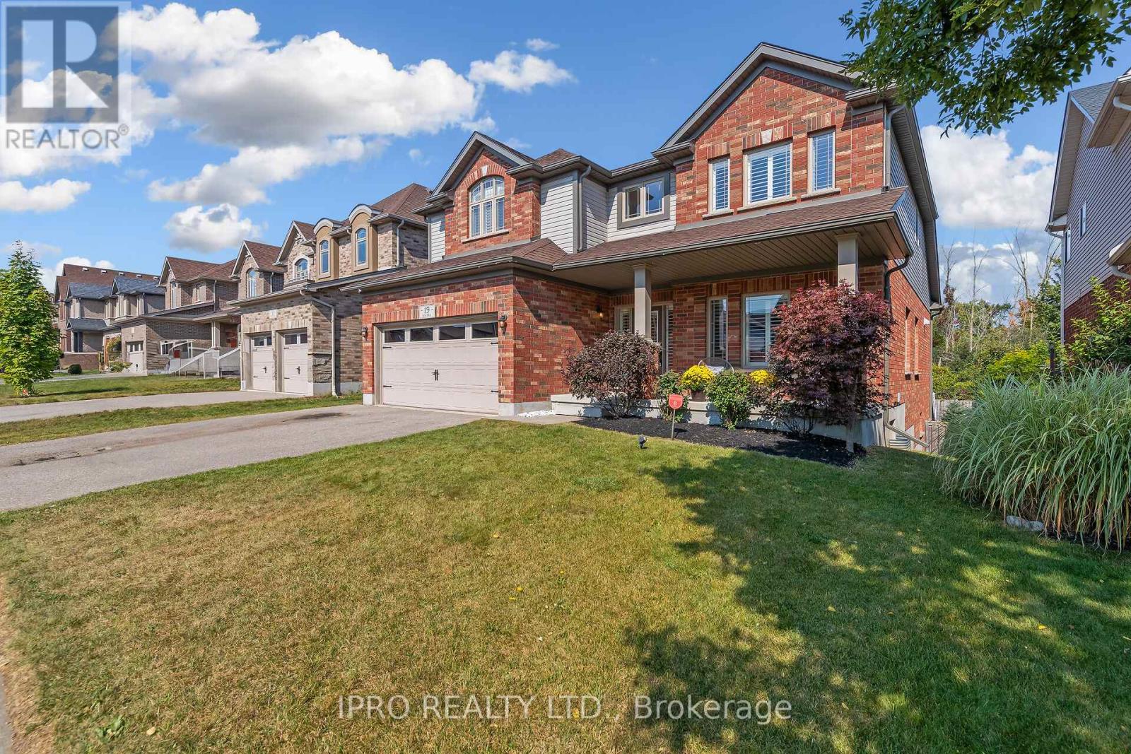 Property at 19 WESTRA DRIVE image 1