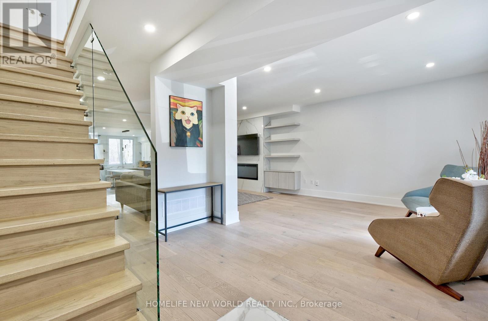 Property at 253 ALBANY AVENUE image 4