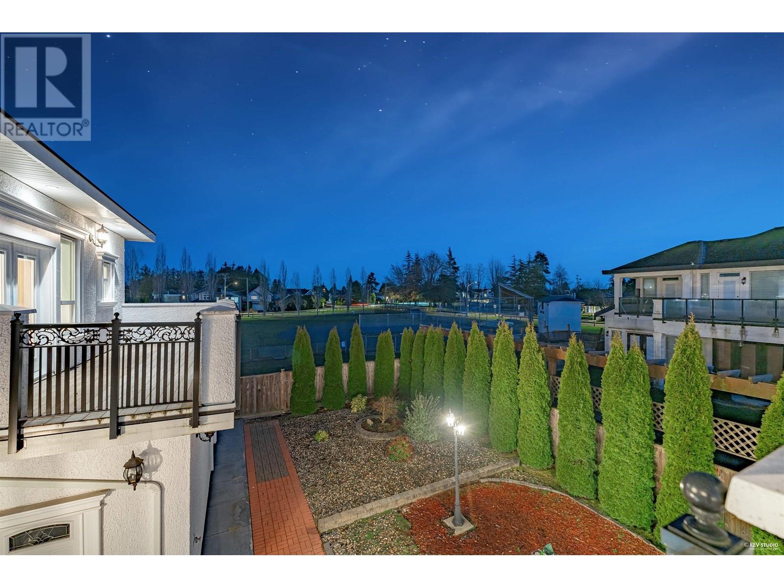 Listing Picture 29 of 30 : 4120 WESTMINSTER HIGHWAY, Richmond / 烈治文 - 魯藝地產 Yvonne Lu Group - MLS Medallion Club Member