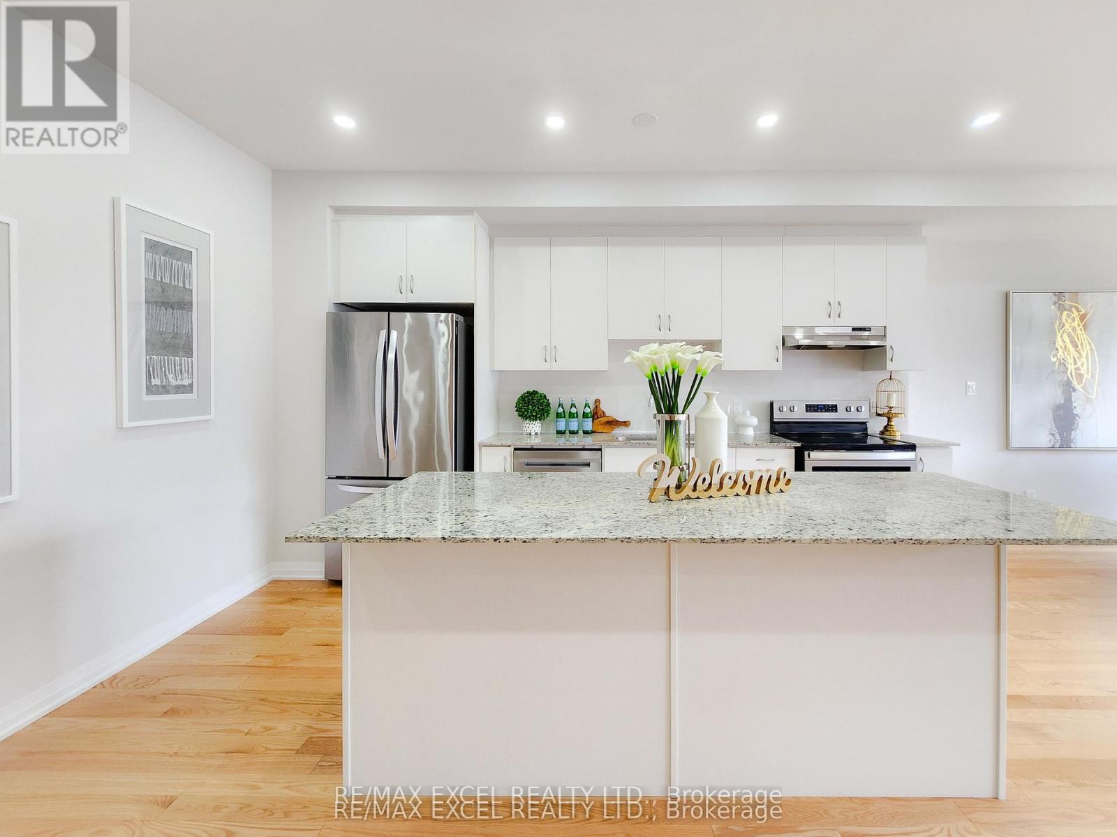 5 Beer Lane, Markham, Ontario  L6E 0V2 - Photo 4 - N12092319