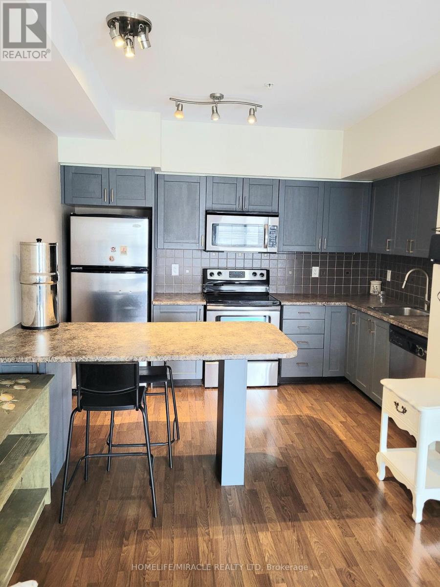 Property at 218 - 25 RICHGROVE DRIVE image 5
