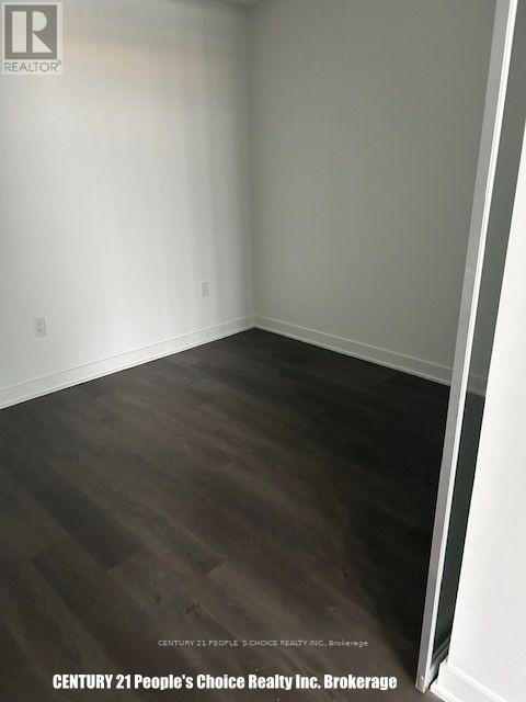501 - 3900 Confederation Parkway S, Mississauga, Ontario  L5B 0K7 - Photo 11 - W12092354