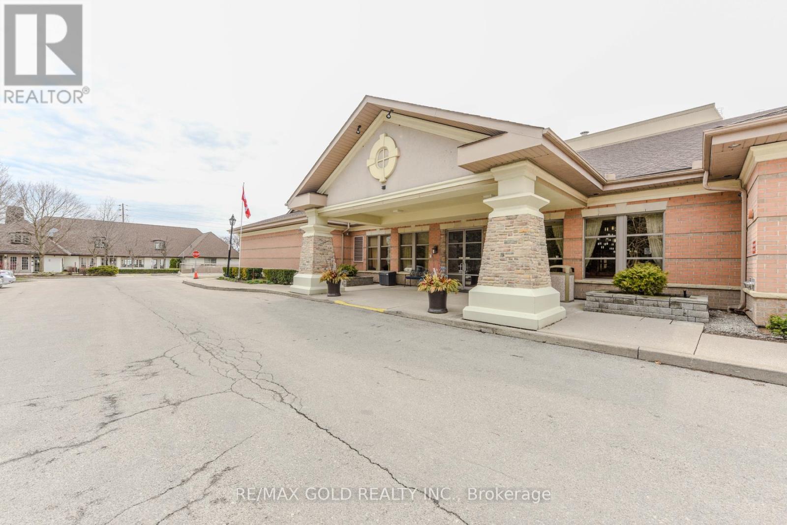 Property at 2411 - 100 BURLOAK DRIVE image 2