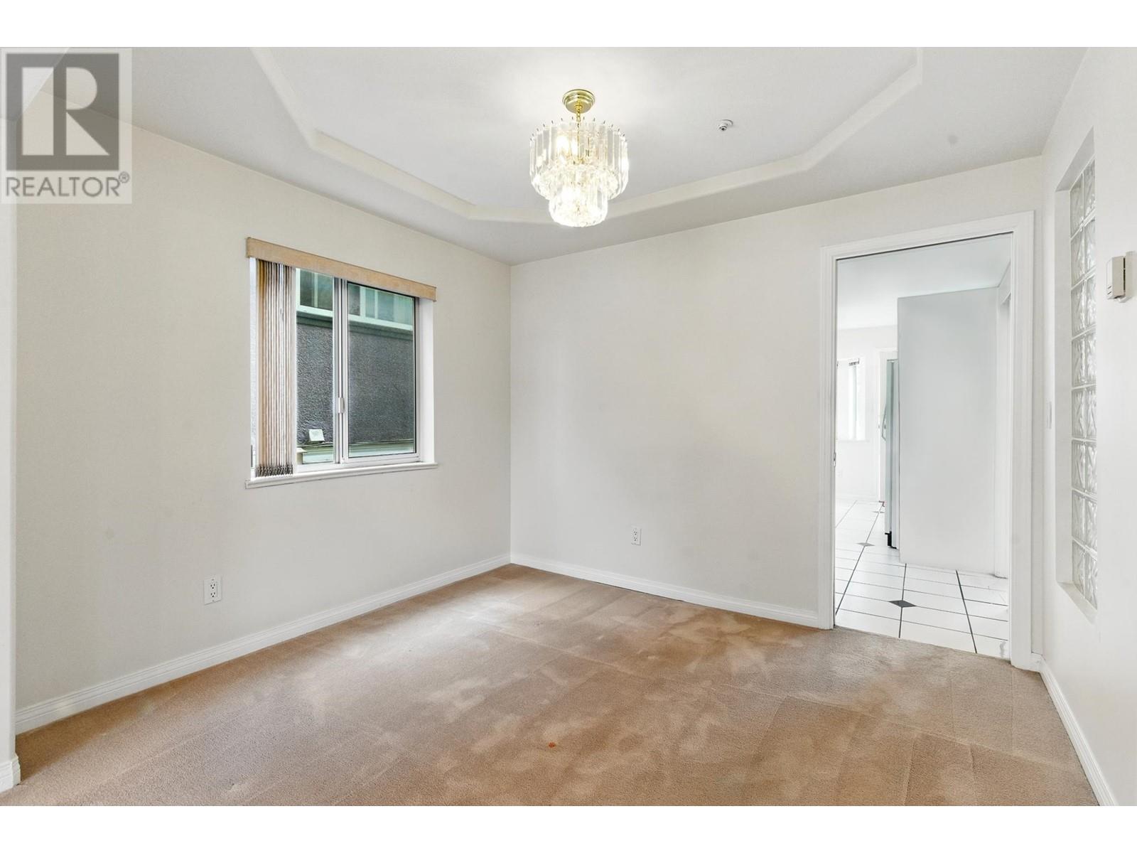 1952 E 37th Avenue, Vancouver, British Columbia  V5P 1G1 - Photo 9 - R2991874