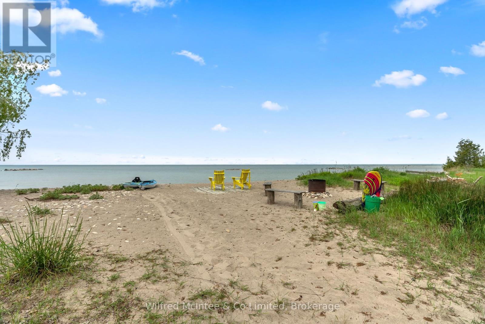 135 Huron Road, Huron-Kinloss, Ontario  N2Z 2X3 - Photo 30 - X12052724