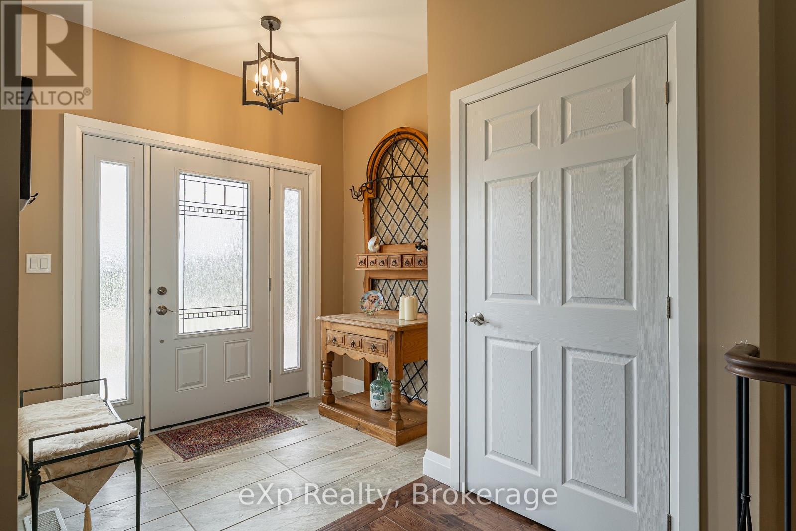 615641 Hamilton Lane, West Grey, Ontario  N0C 1H0 - Photo 8 - X12086488