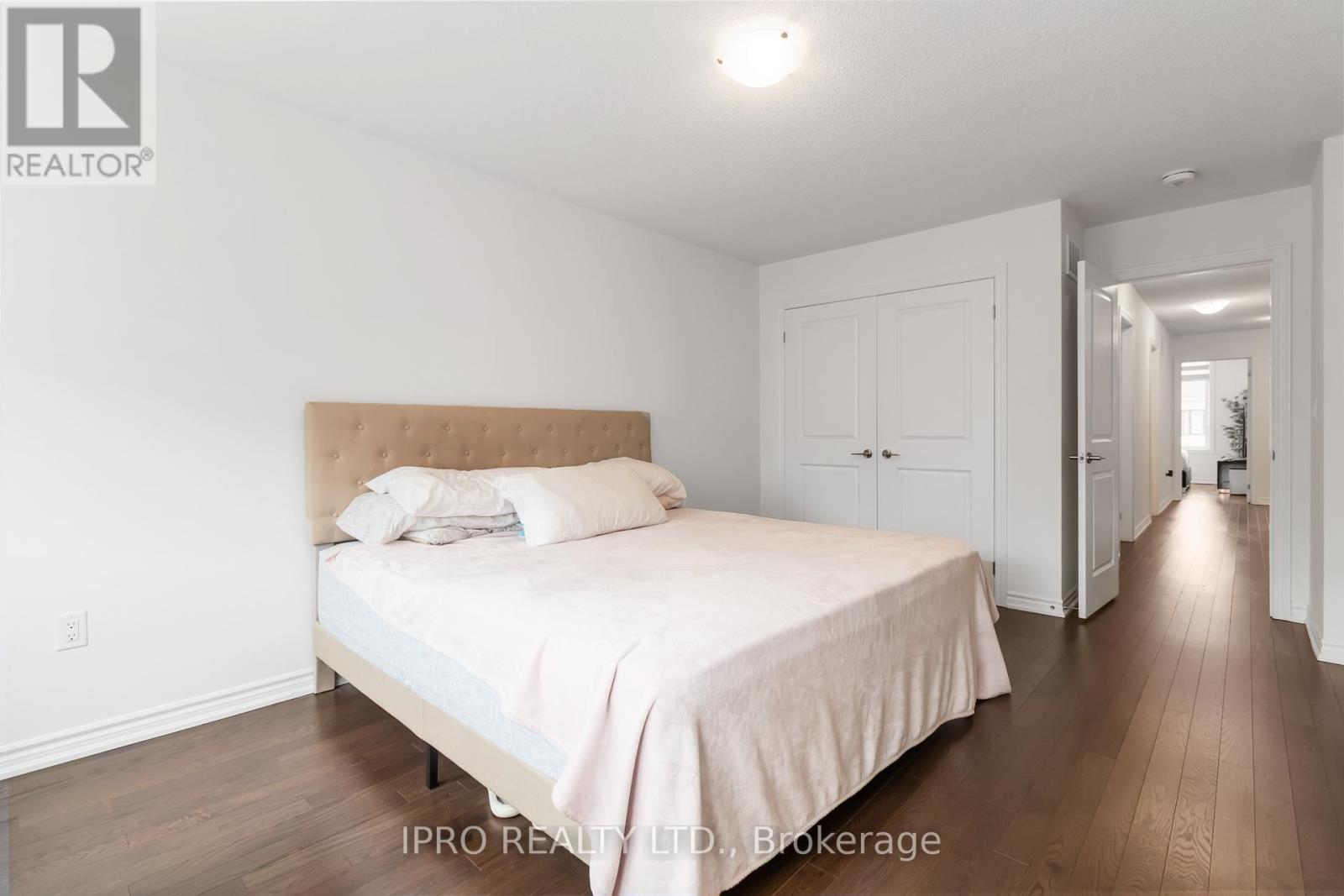 Property at 486 BERGAMOT AVENUE image 2