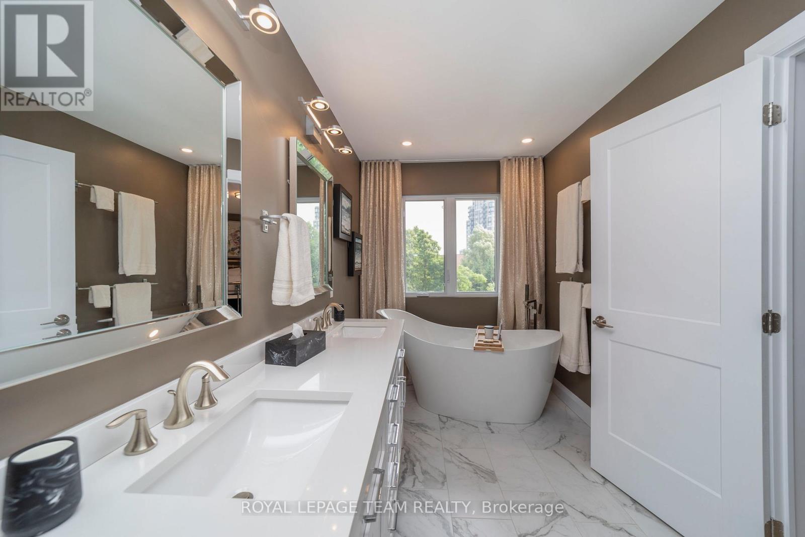 51 Aylen Avenue, Ottawa, Ontario  K2A 3P6 - Photo 18 - X12017865