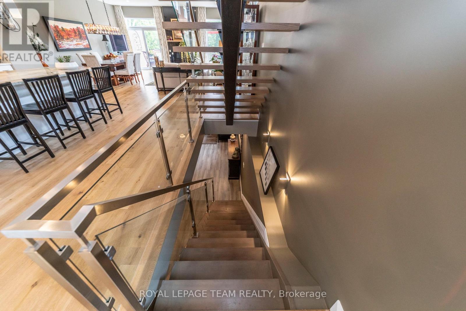 51 Aylen Avenue, Ottawa, Ontario  K2A 3P6 - Photo 25 - X12017865