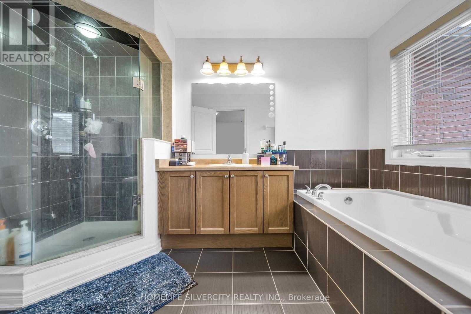 7 Pendulum Circle N, Brampton, Ontario  L6R 3N5 - Photo 29 - W12092435