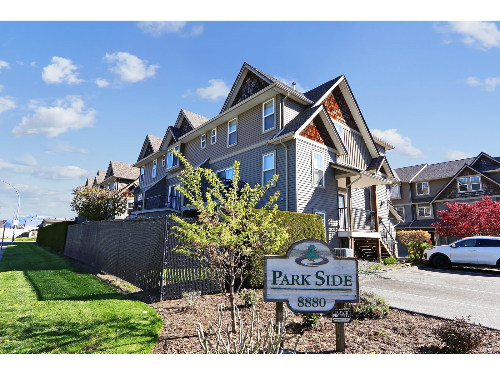 Property at 10 8880 NOWELL STREET image 3