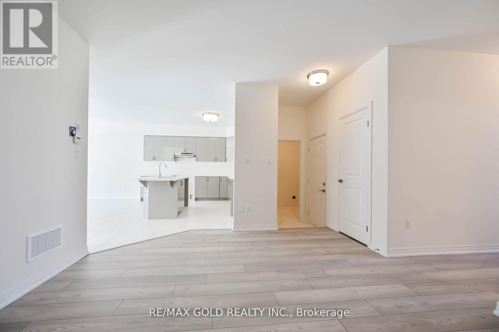 50 Wakeling Drive, Brantford, Ontario  N3T 5L8 - Photo 22 - X12092444