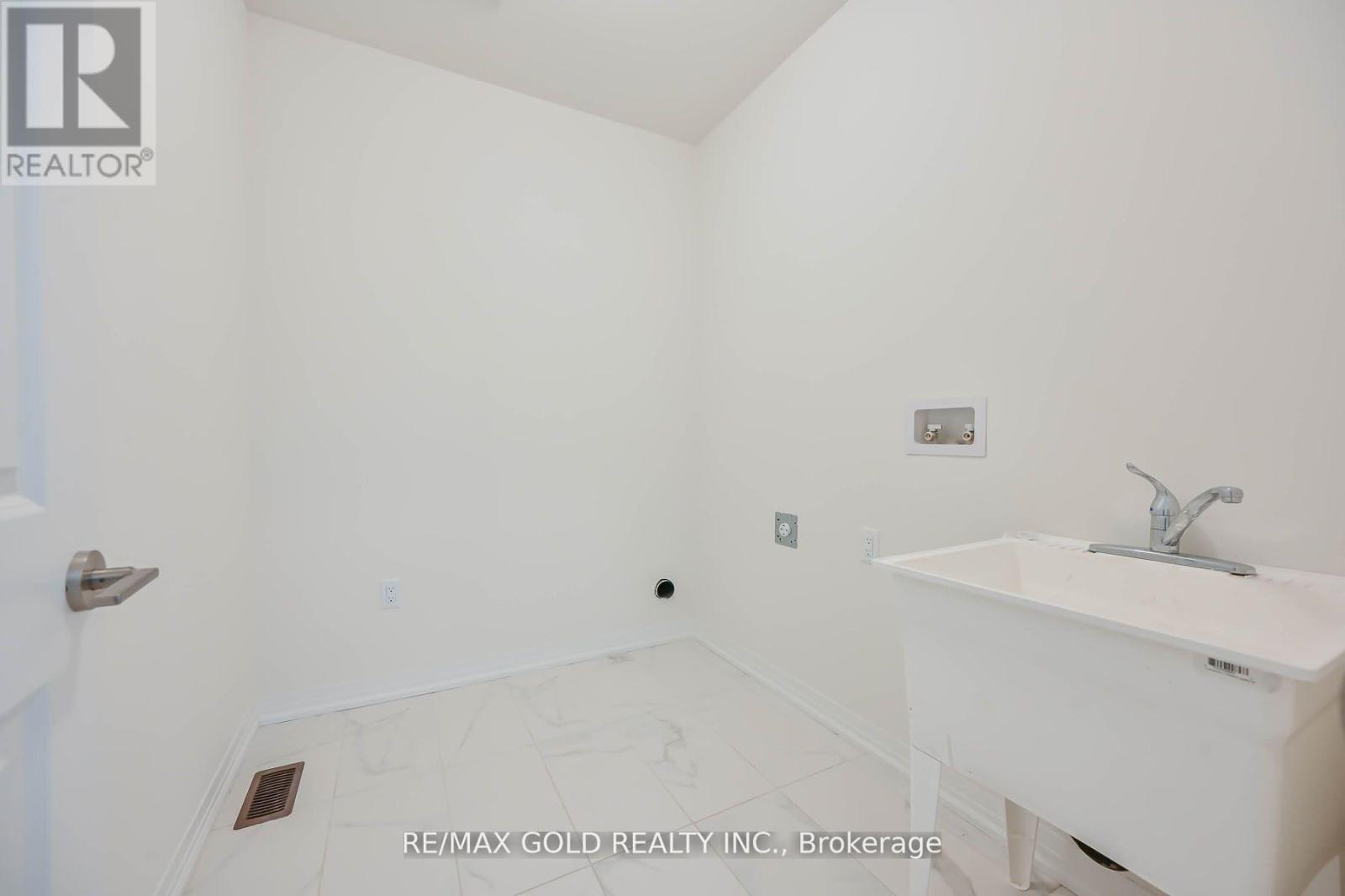50 Wakeling Drive, Brantford, Ontario  N3T 5L8 - Photo 23 - X12092444