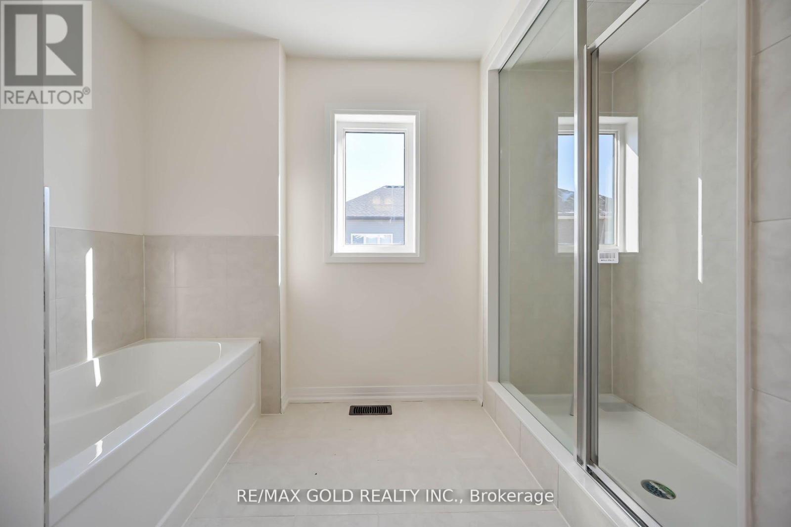 50 Wakeling Drive, Brantford, Ontario  N3T 5L8 - Photo 29 - X12092444