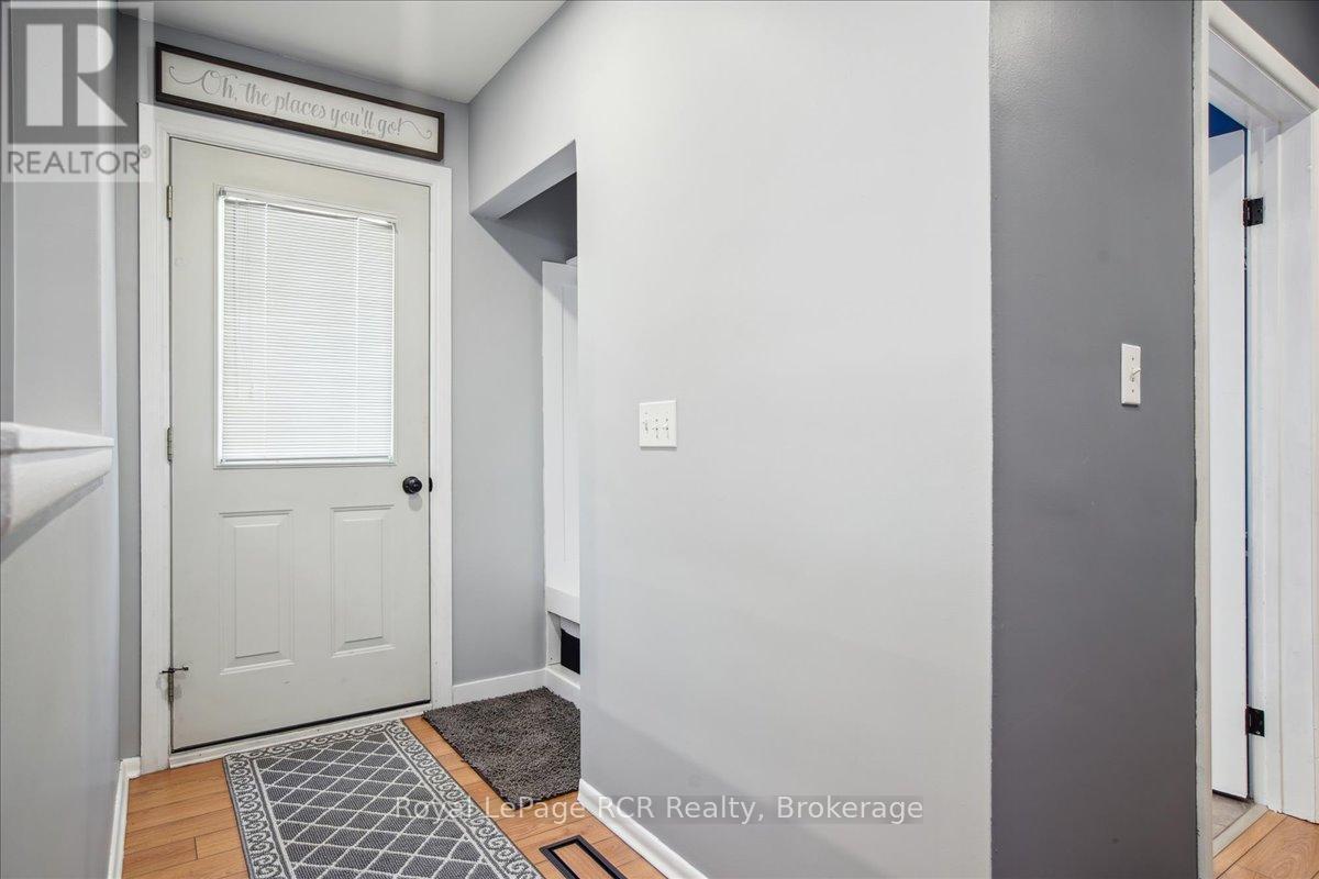 685 5th Avenue W, Owen Sound, Ontario  N4K 5A2 - Photo 9 - X12092481