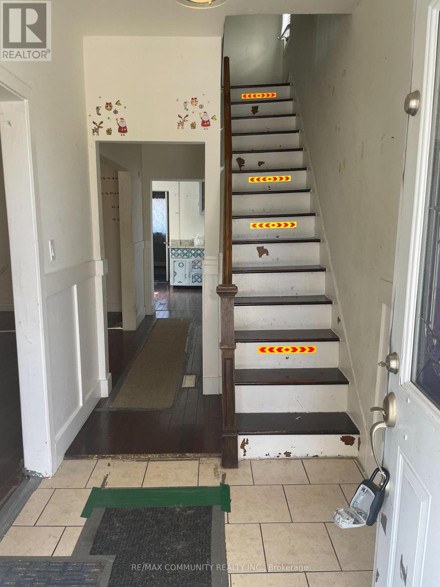 136 Summer Street, Oshawa, Ontario  L1H 2K9 - Photo 6 - E12092467
