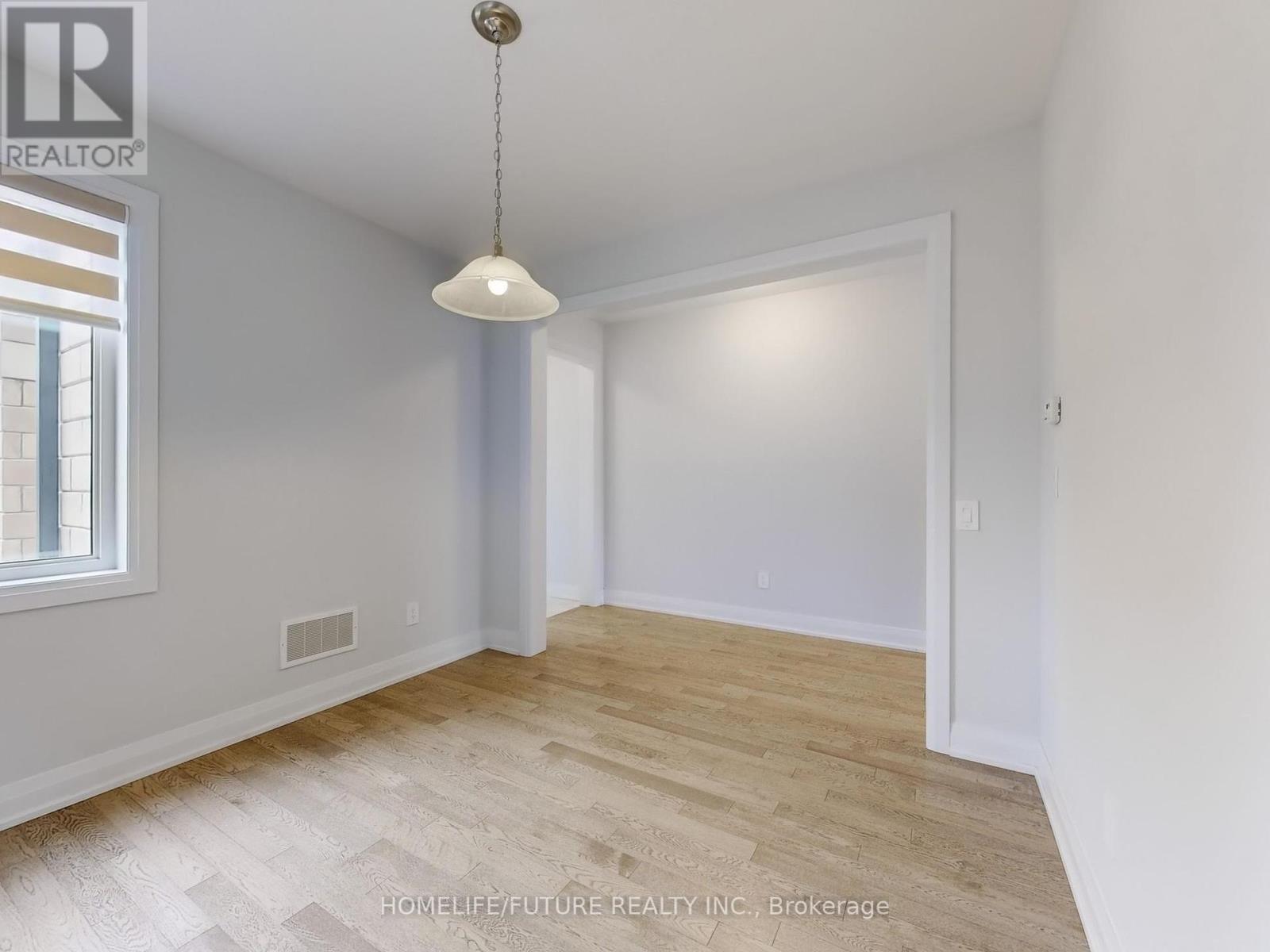 7 O'neill Street, Kawartha Lakes, Ontario  K9V 6K2 - Photo 14 - X12092460