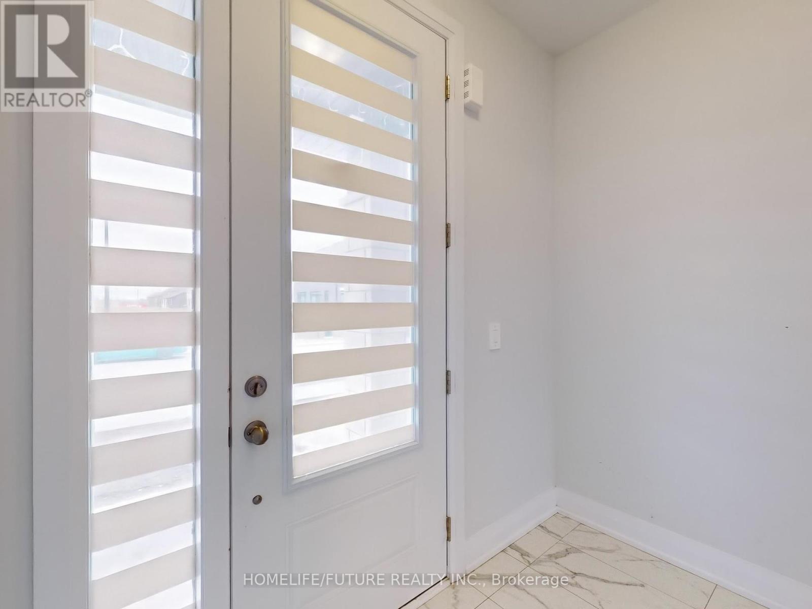 7 O'neill Street, Kawartha Lakes, Ontario  K9V 6K2 - Photo 18 - X12092460