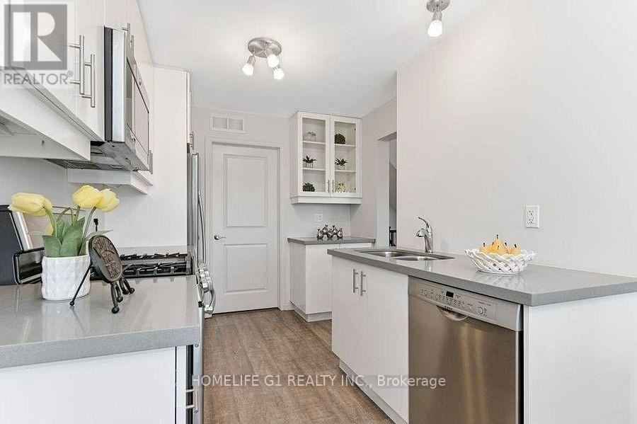 88 Westbank Trail Stoney Creek, Hamilton (Stoney Creek Mountain), Ontario  L8J 0H5 - Photo 10 - X12092468