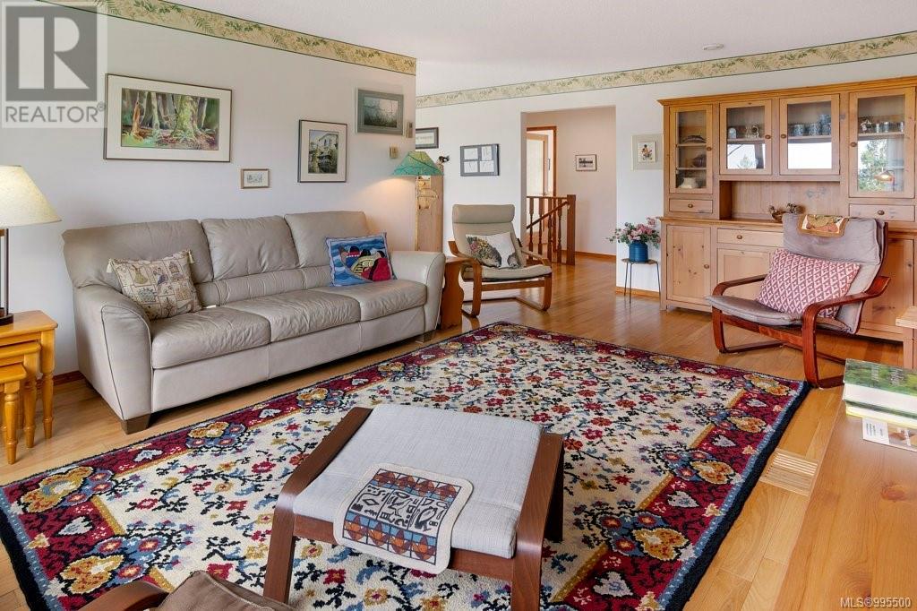 Property at 5481 Oceanview Terr image 5