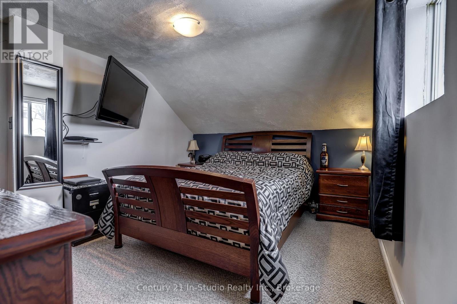 1235 2nd Avenue E, Owen Sound, Ontario  N4K 2J2 - Photo 24 - X12092489