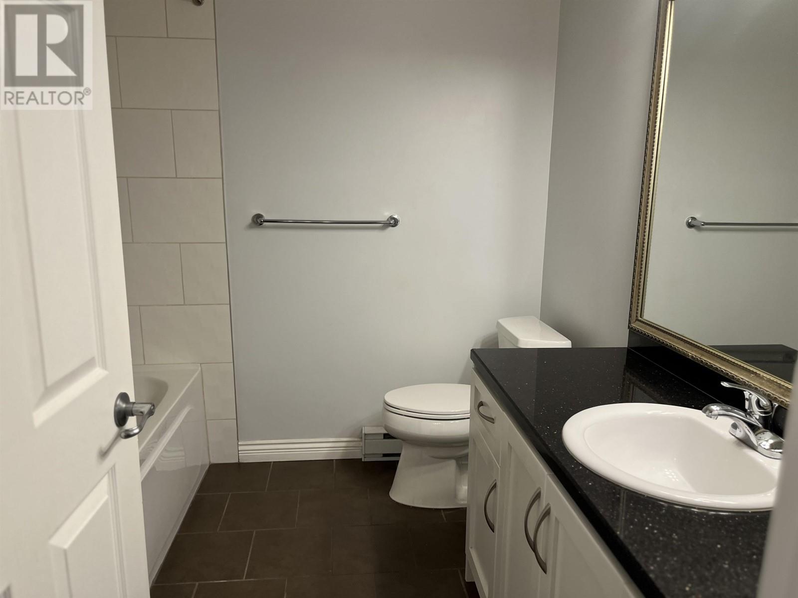 109 7333 16th Avenue, Burnaby, British Columbia  V3N 0A8 - Photo 10 - R2989202