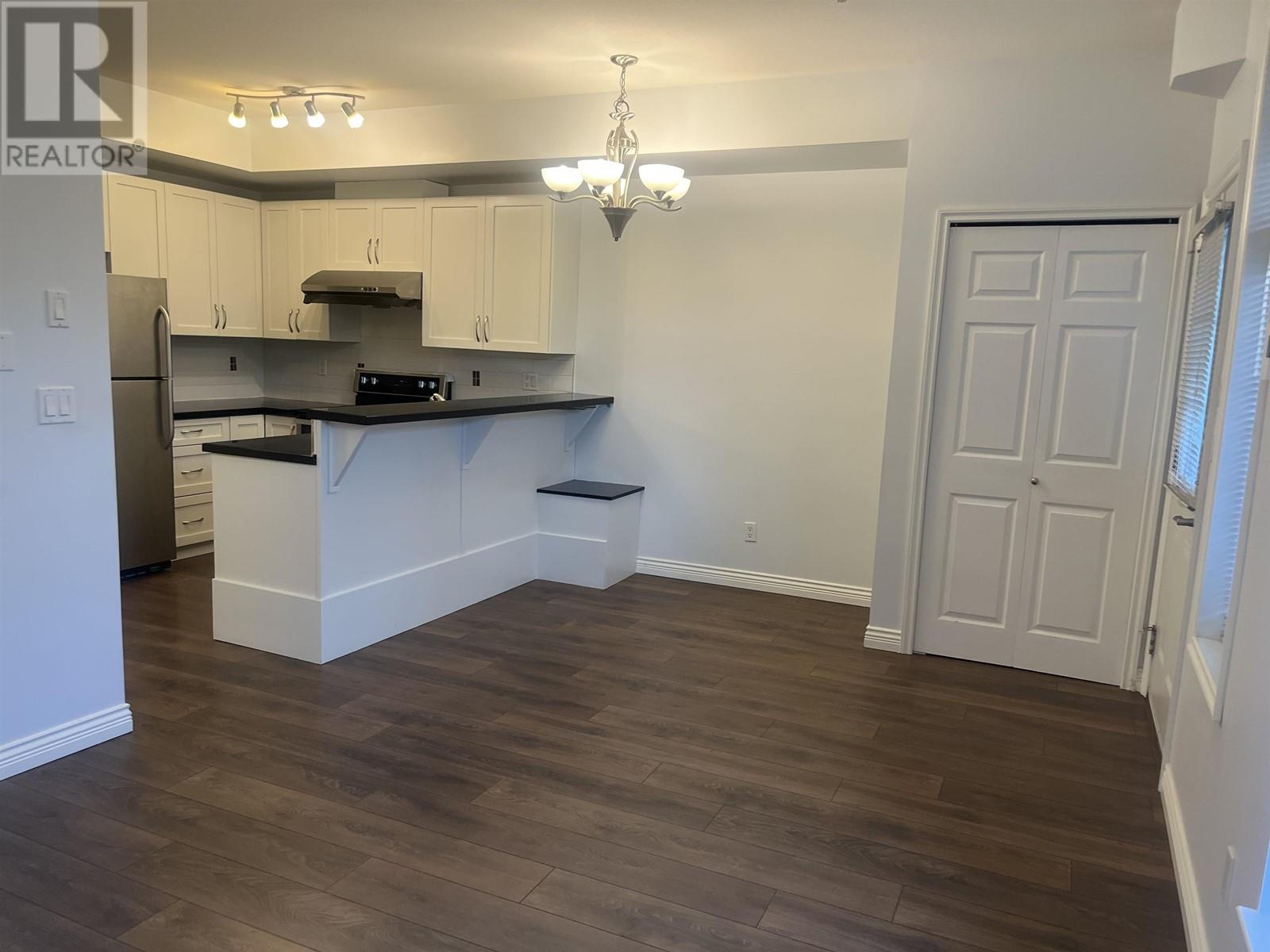 109 7333 16th Avenue, Burnaby, British Columbia  V3N 0A8 - Photo 5 - R2989202