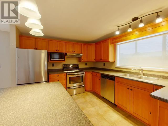 4516 Marine Ave, Powell River, British Columbia  V8A 2K4 - Photo 3 - 18904