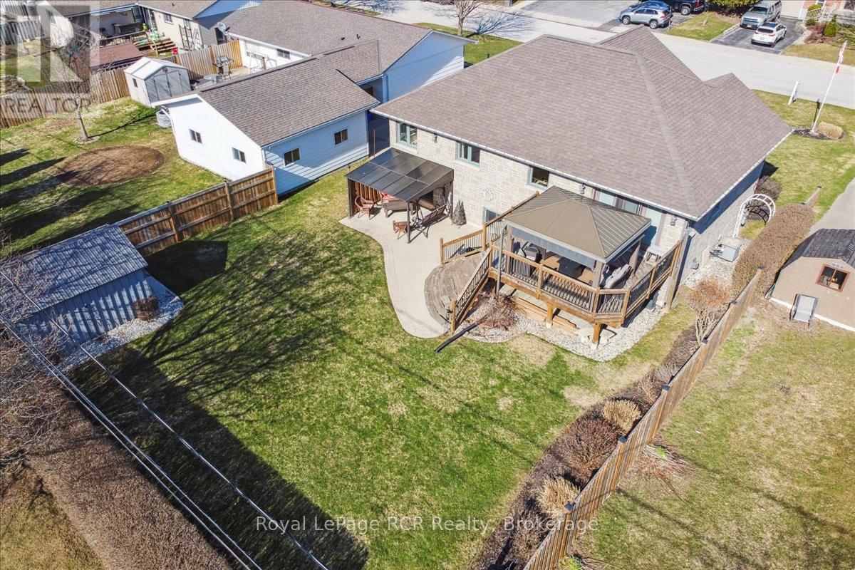 824 10th Avenue E, Owen Sound, Ontario  N4K 3H7 - Photo 7 - X12092492
