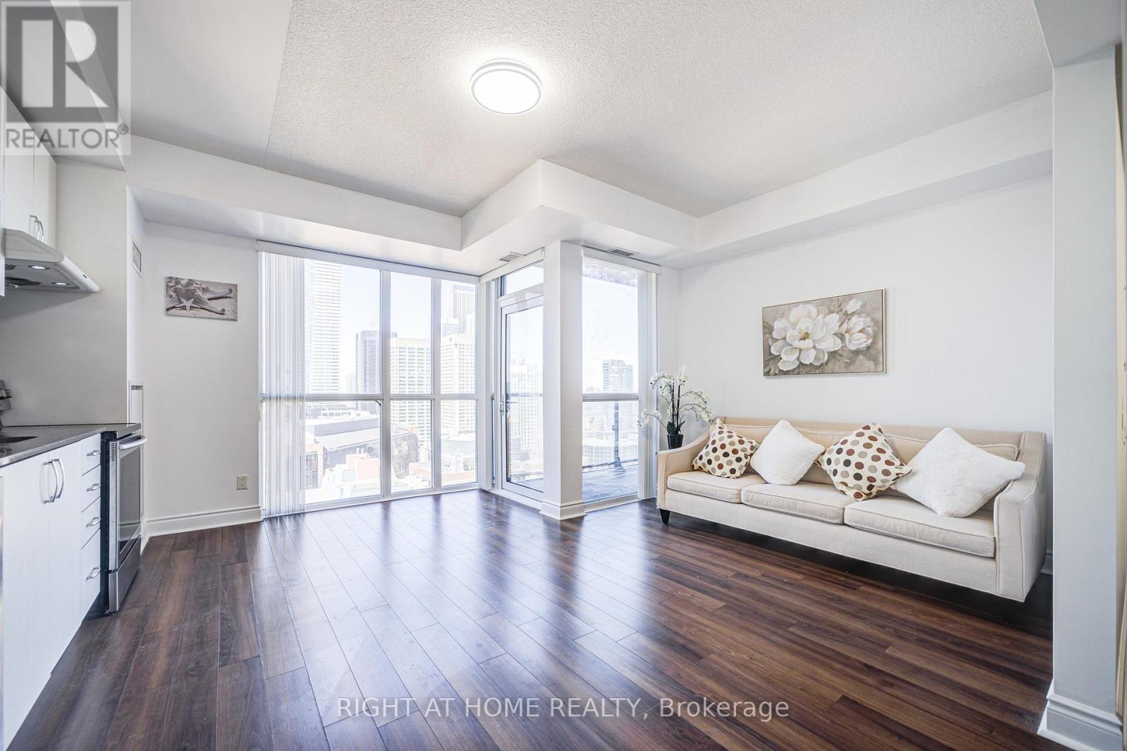 3008 - 28 Ted Rogers Way, Toronto, Ontario  M4Y 2J4 - Photo 1 - C12092506