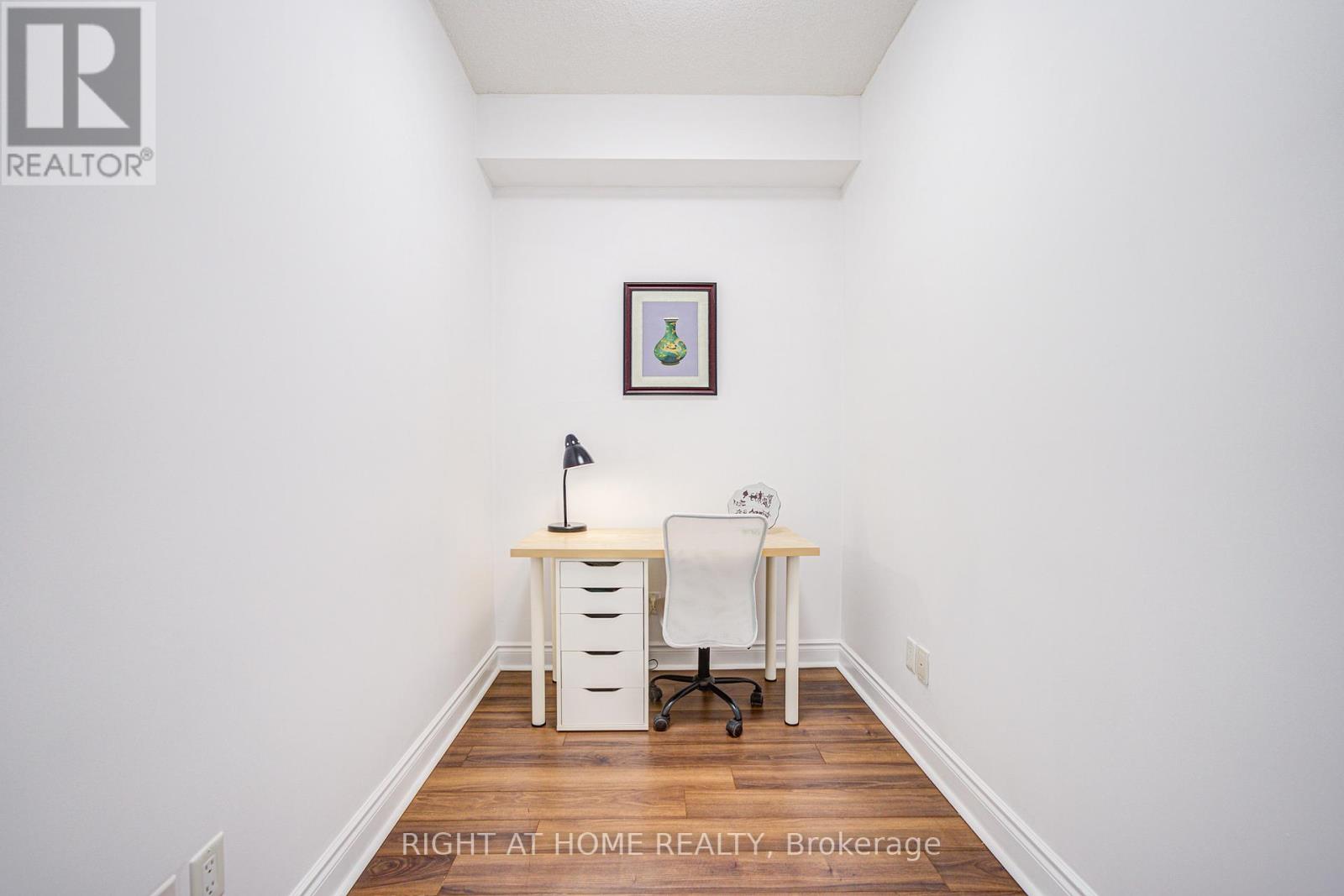 3008 - 28 Ted Rogers Way, Toronto, Ontario  M4Y 2J4 - Photo 12 - C12092506