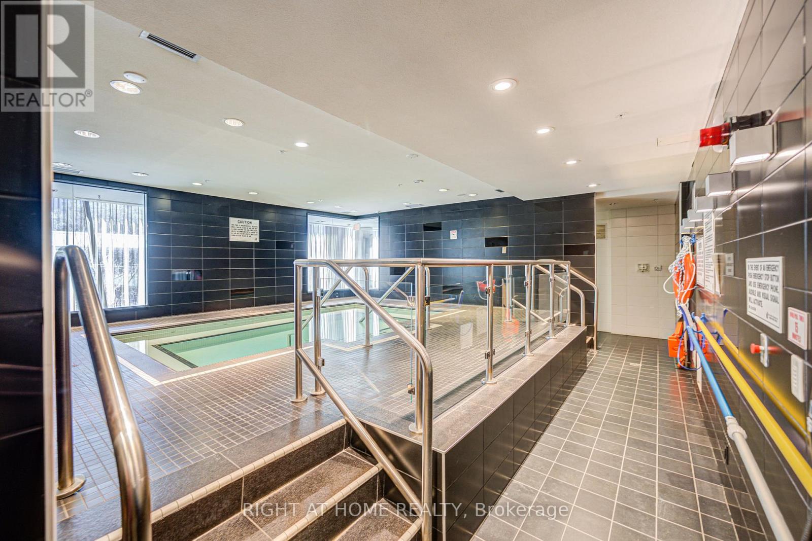 3008 - 28 Ted Rogers Way, Toronto, Ontario  M4Y 2J4 - Photo 19 - C12092506
