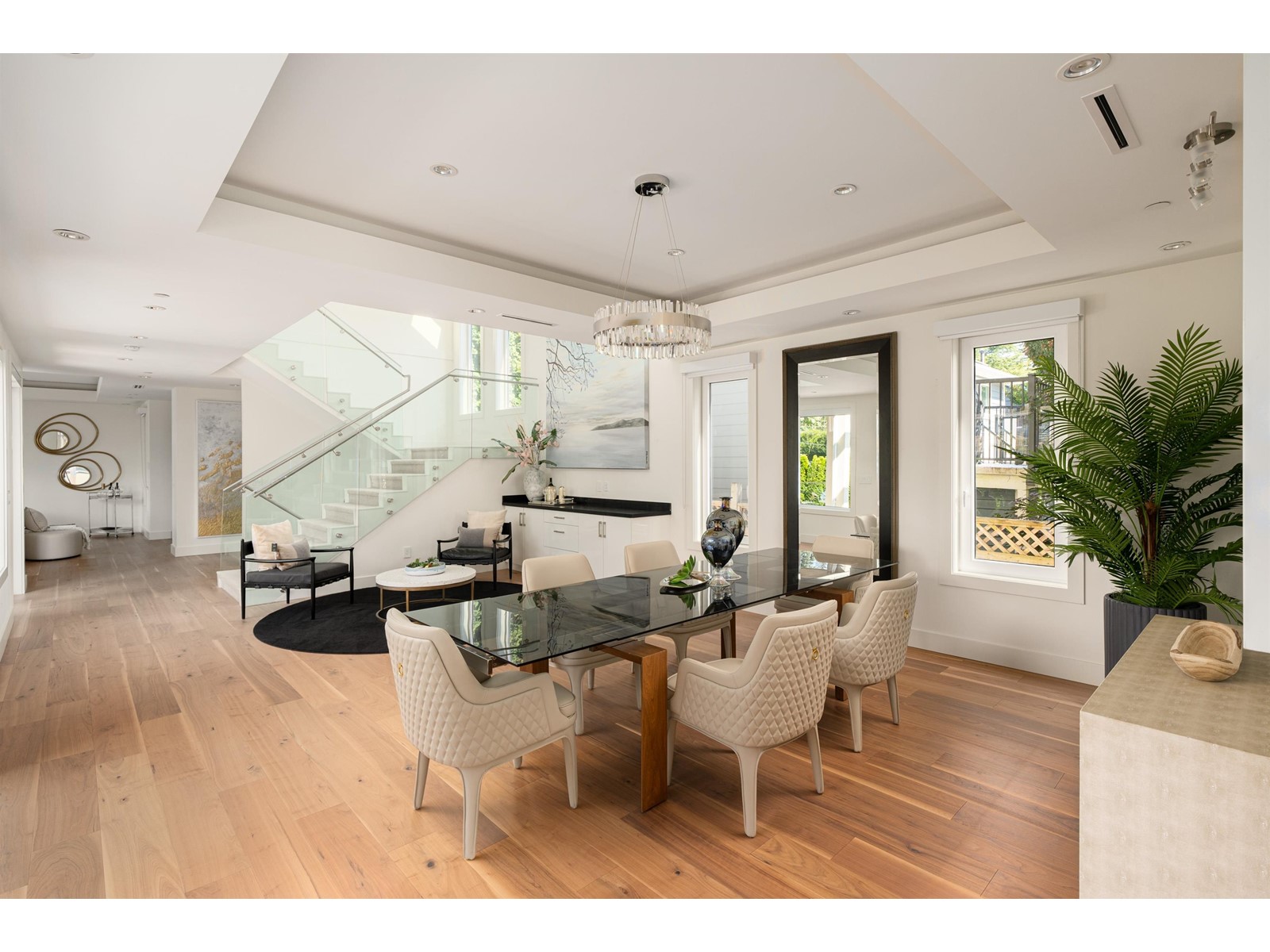 13600 Blackburn Avenue, White Rock, British Columbia  V4B 2Y8 - Photo 9 - R2986710