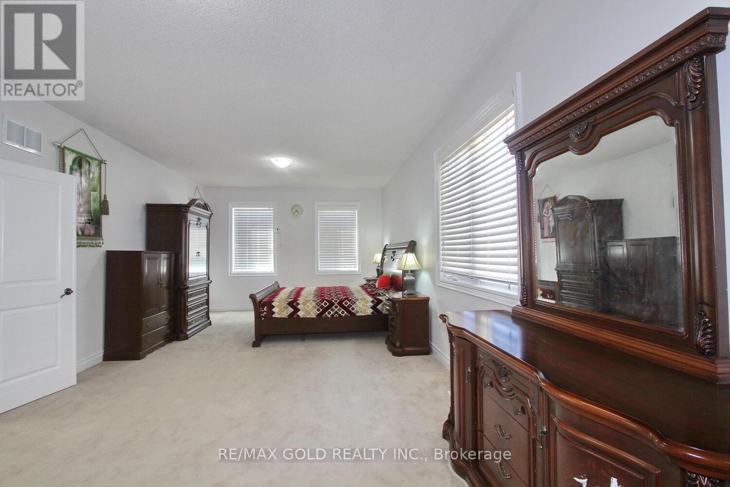 14 Ladbrook Crescent, Brampton, Ontario  L6X 5H6 - Photo 27 - W12092377